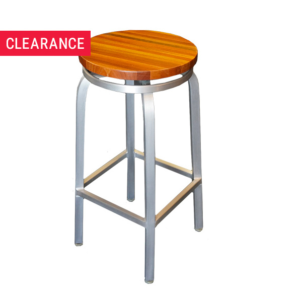 Marina Swivel Bar Stool Clearance, How Much Space To Leave For Bar Stools