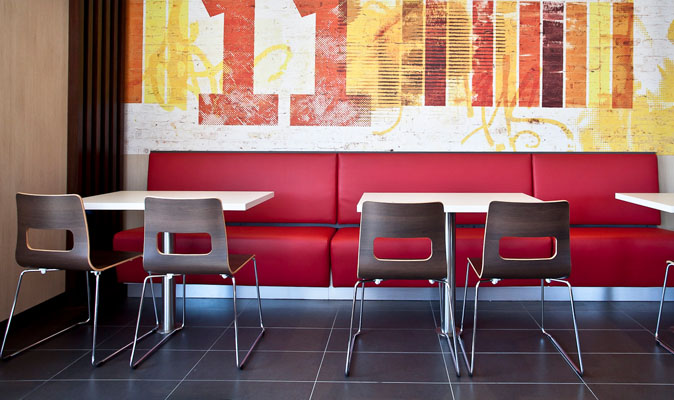KFC Beldon - Custom Banquette & Booth Seating, Fixed Stools and Dining Chairs