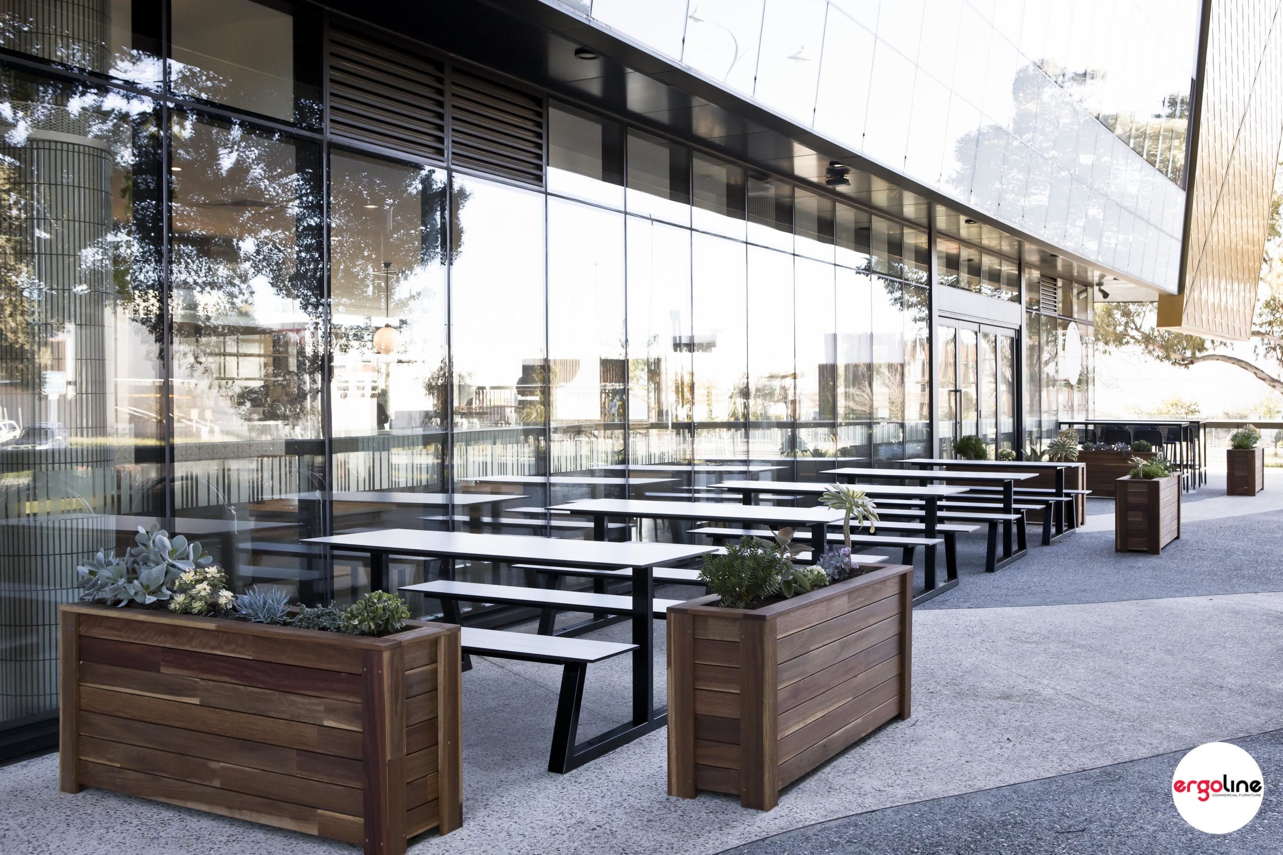 8 Yolks Cafe Belmont