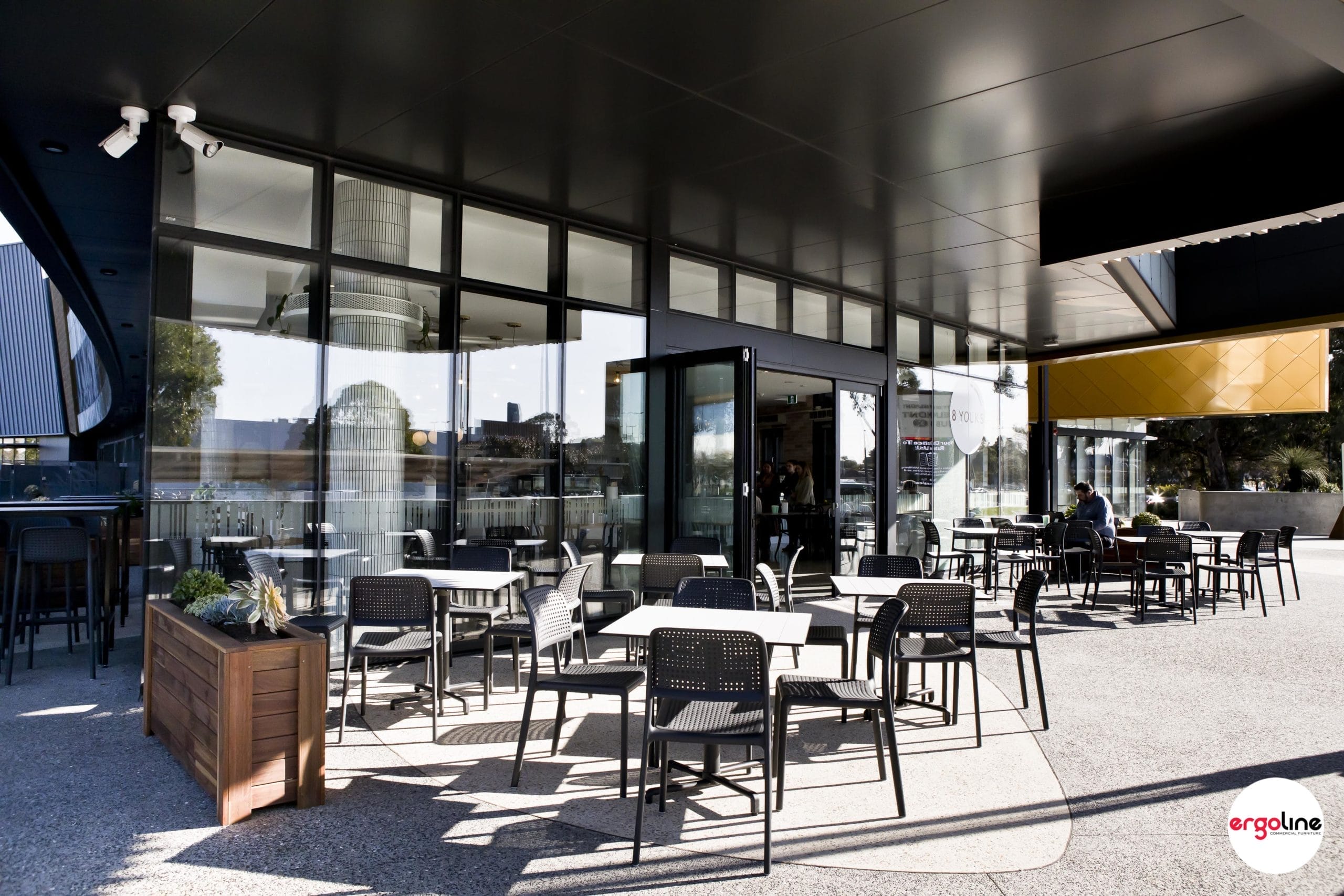 8 Yolks Cafe Belmont